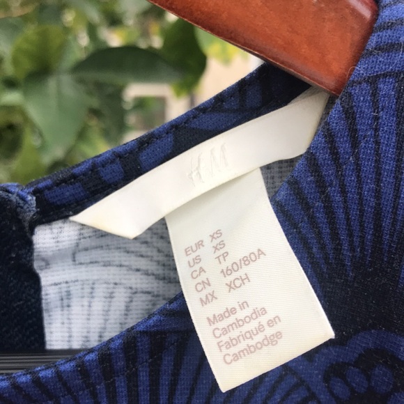 H&M Art Deco Shells Sheath Dress XS - Picture 3 of 8